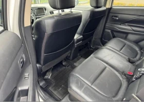 Обява за продажба на Mitsubishi Outlander 2.0 4x4 Plug-in Hybrid  ~22 450 лв. - изображение 11