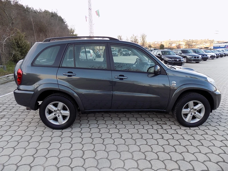 Toyota Rav4 2.0D4D 4X4 116KS, снимка 4 - Автомобили и джипове - 48585529