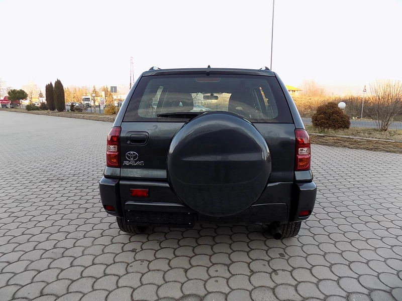 Toyota Rav4 2.0D4D 4X4 116KS, снимка 6 - Автомобили и джипове - 48585529