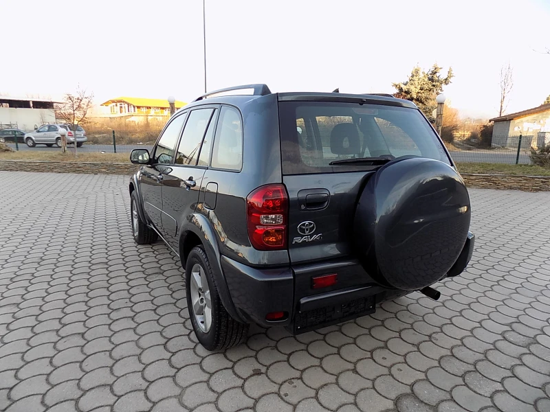 Toyota Rav4 2.0D4D 4X4 116KS, снимка 7 - Автомобили и джипове - 48585529