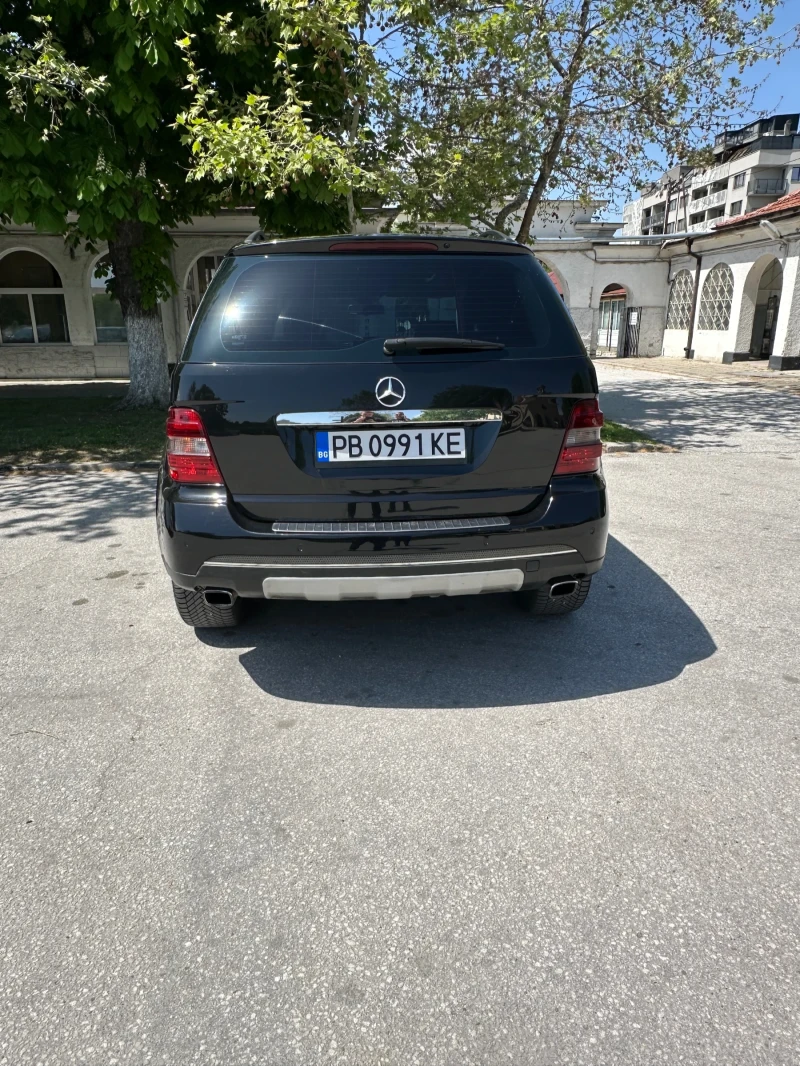 Mercedes-Benz ML 320, снимка 11 - Автомобили и джипове - 51914360