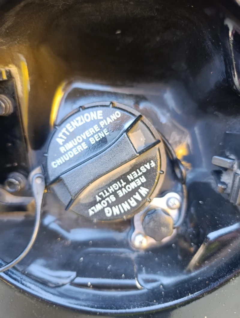 Hyundai IX35 4х4, снимка 17 - Автомобили и джипове - 51584601