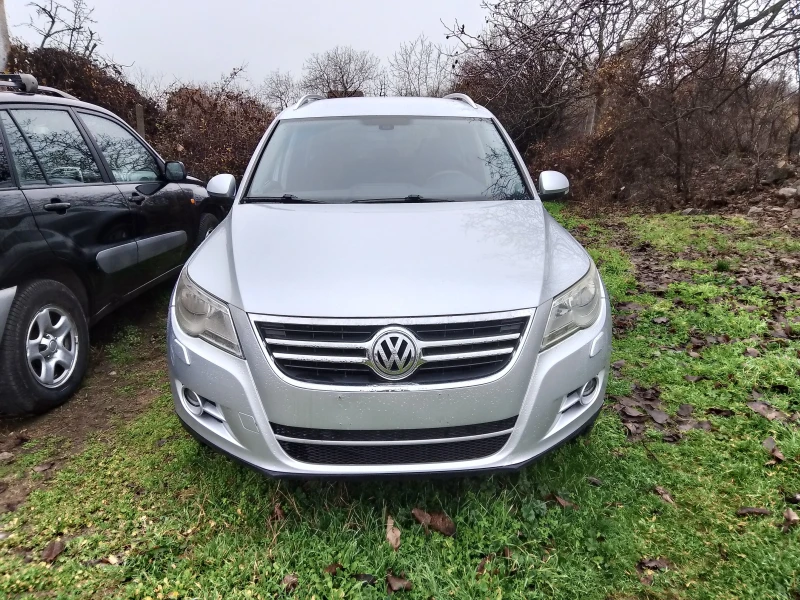 VW Tiguan 2.0 TDI, снимка 2 - Автомобили и джипове - 52905512