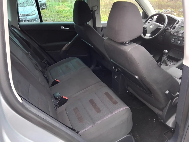 VW Tiguan 2.0 TDI, снимка 7 - Автомобили и джипове - 52905512
