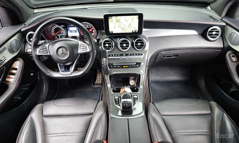 Mercedes-Benz GLC 43 AMG, снимка 7 - Автомобили и джипове - 53296002