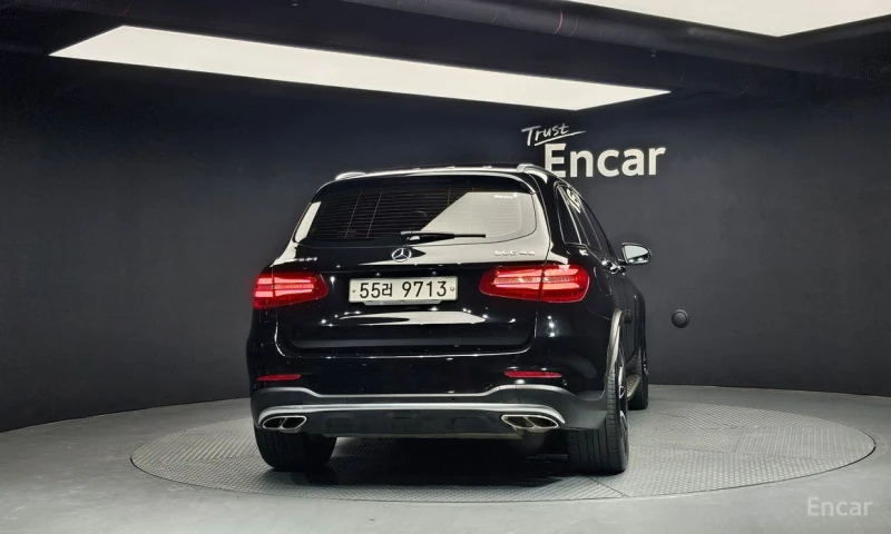 Mercedes-Benz GLC 43 AMG, снимка 4 - Автомобили и джипове - 53296002