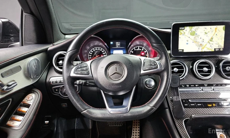 Mercedes-Benz GLC 43 AMG, снимка 13 - Автомобили и джипове - 53296002