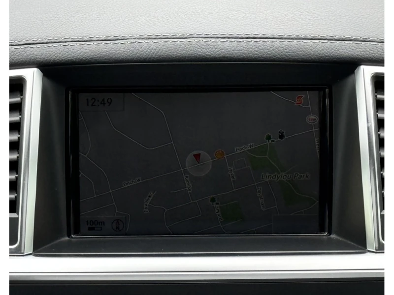 Mercedes-Benz GL 550 AMG PKG | PANO | REAR TVS | 360 CAMERA, снимка 8 - Автомобили и джипове - 53489593