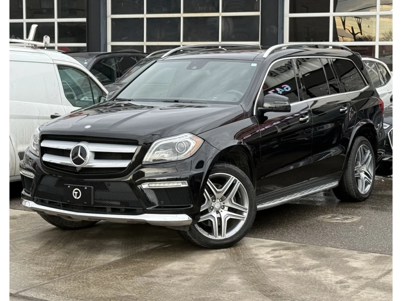 Mercedes-Benz GL 550 AMG PKG | PANO | REAR TVS | 360 CAMERA