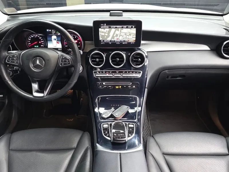 Mercedes-Benz GLC 350 E 4Matic Premium, снимка 7 - Автомобили и джипове - 56368356