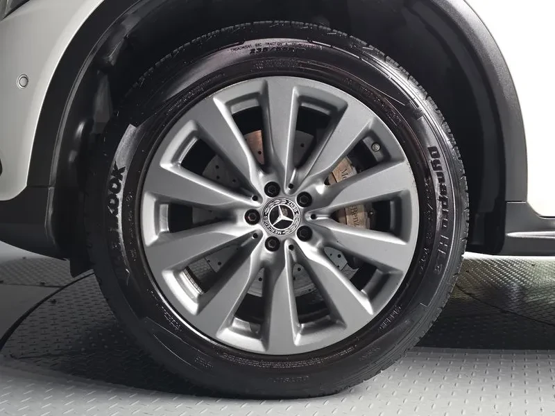 Mercedes-Benz GLC 350 E 4Matic Premium, снимка 5 - Автомобили и джипове - 56368356