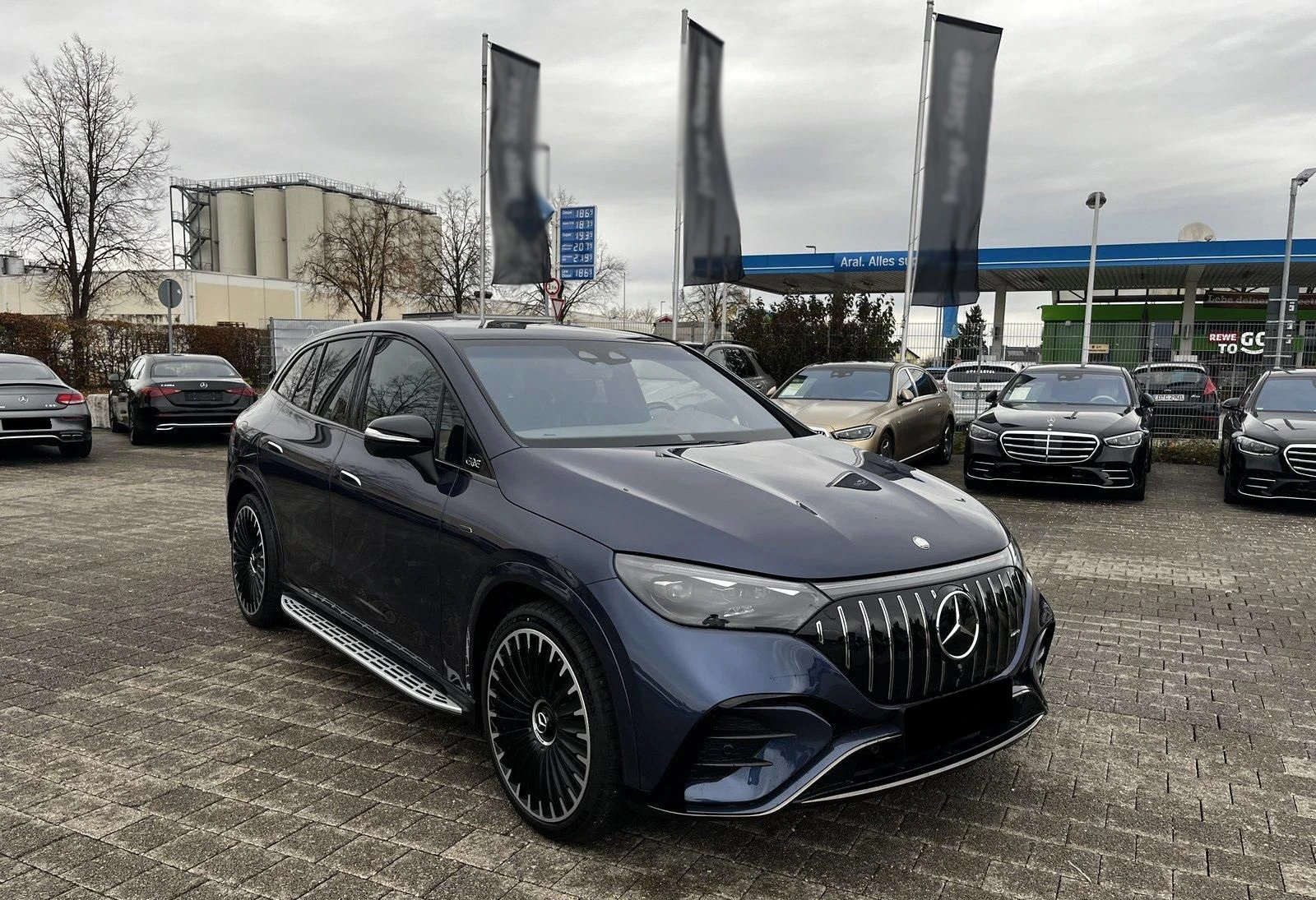 Mercedes-Benz EQE SUV 43 AMG 4Matic = Night Package= Гаранция - [1] 