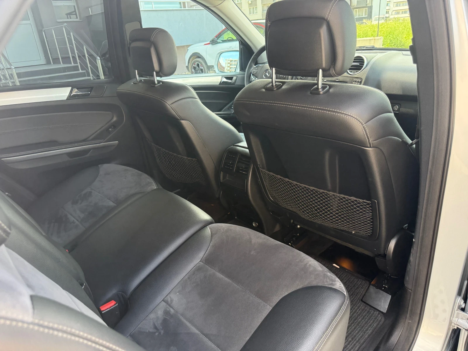Mercedes-Benz ML 320  - изображение 4