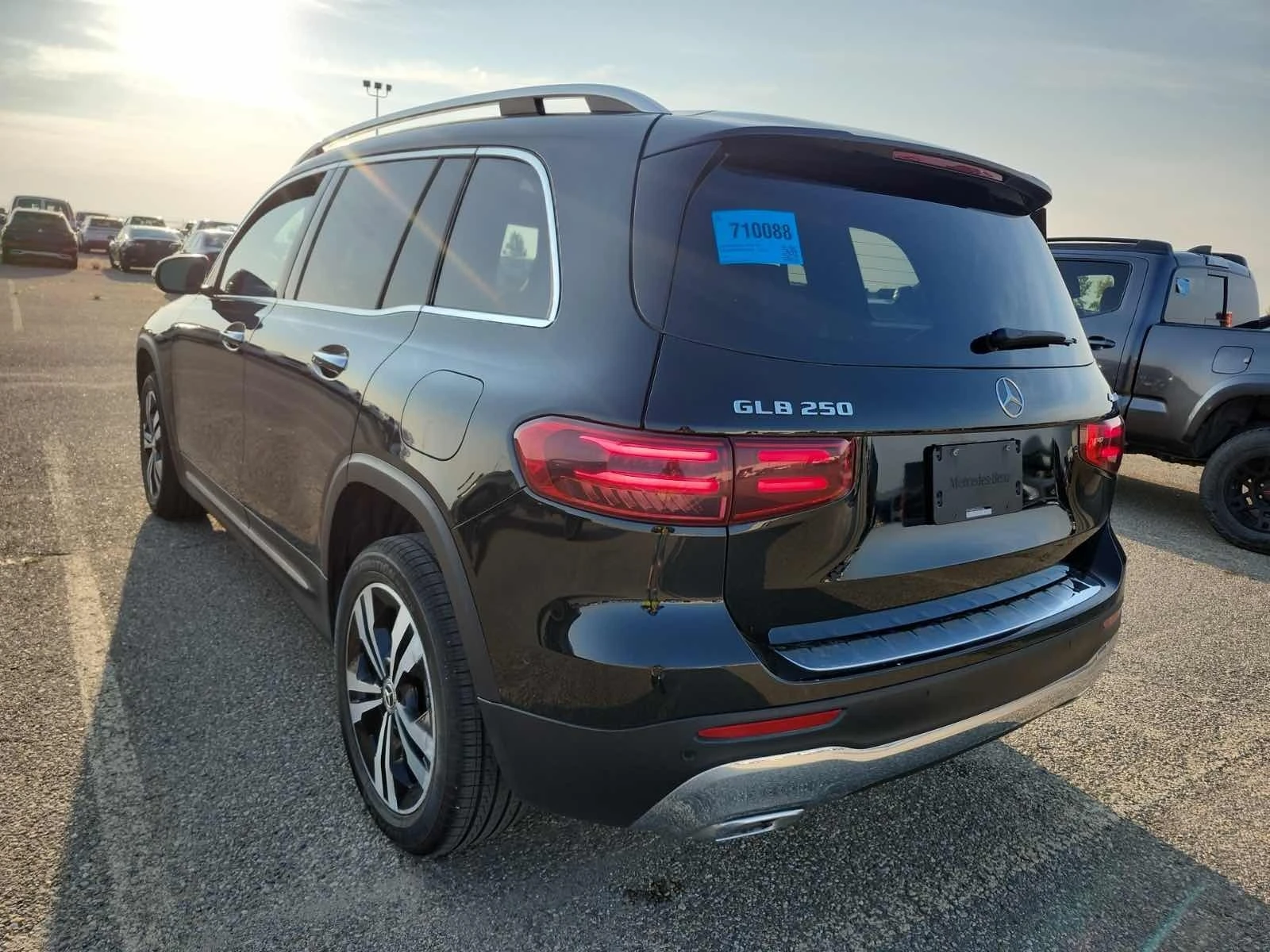 Mercedes-Benz GLB 250 CARFAX * * АВТО КРЕДИТ * *  - изображение 4
