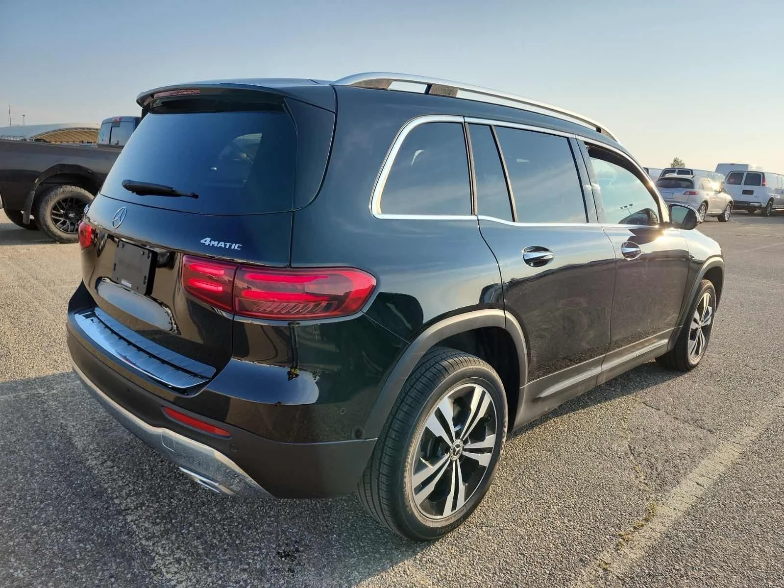 Mercedes-Benz GLB 250 CARFAX * * АВТО КРЕДИТ * *  - изображение 3