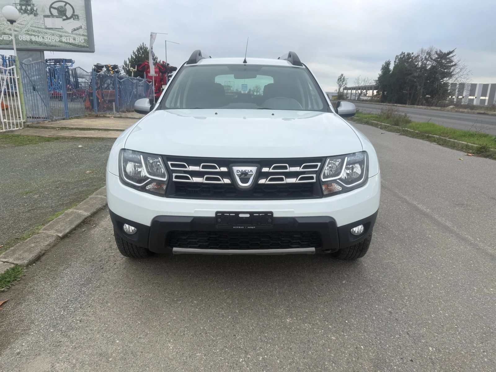 Dacia Duster FACELIFT 4x4 NAVI  | Mobile.bg   5