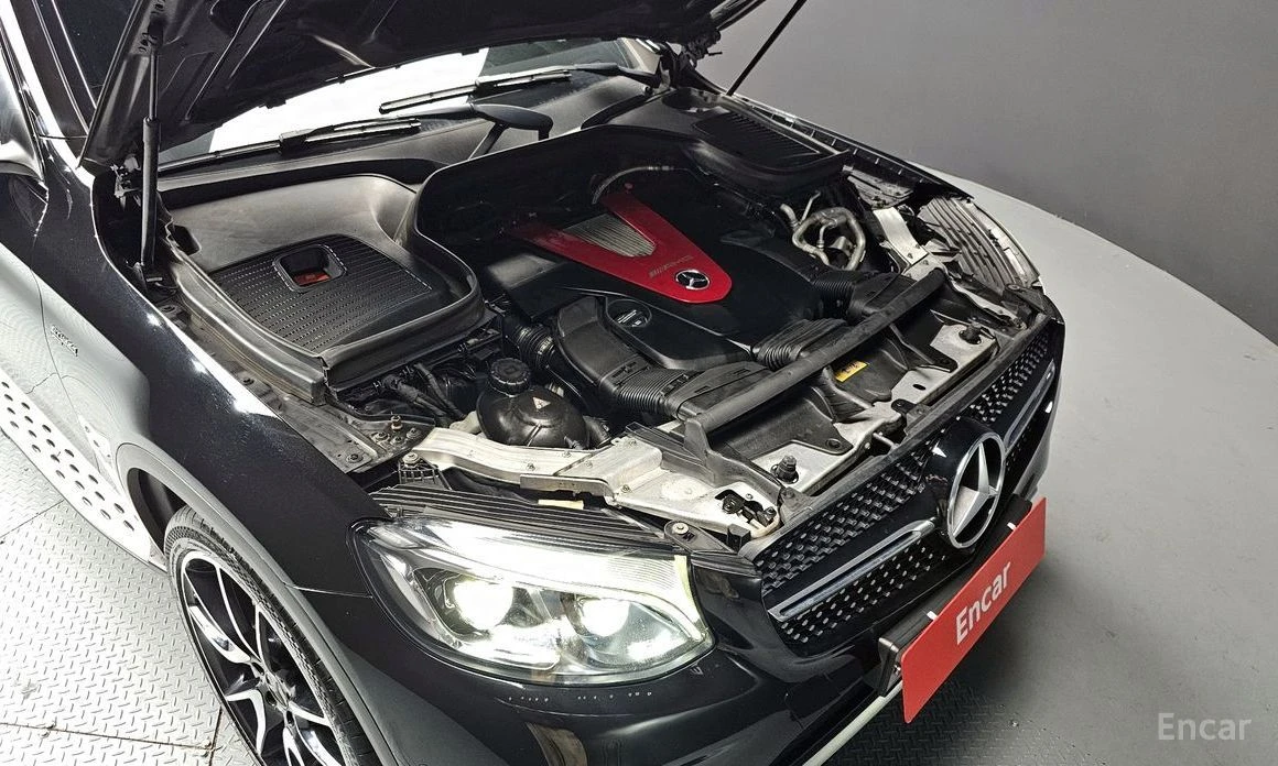 Mercedes-Benz GLC 43 AMG  - изображение 6