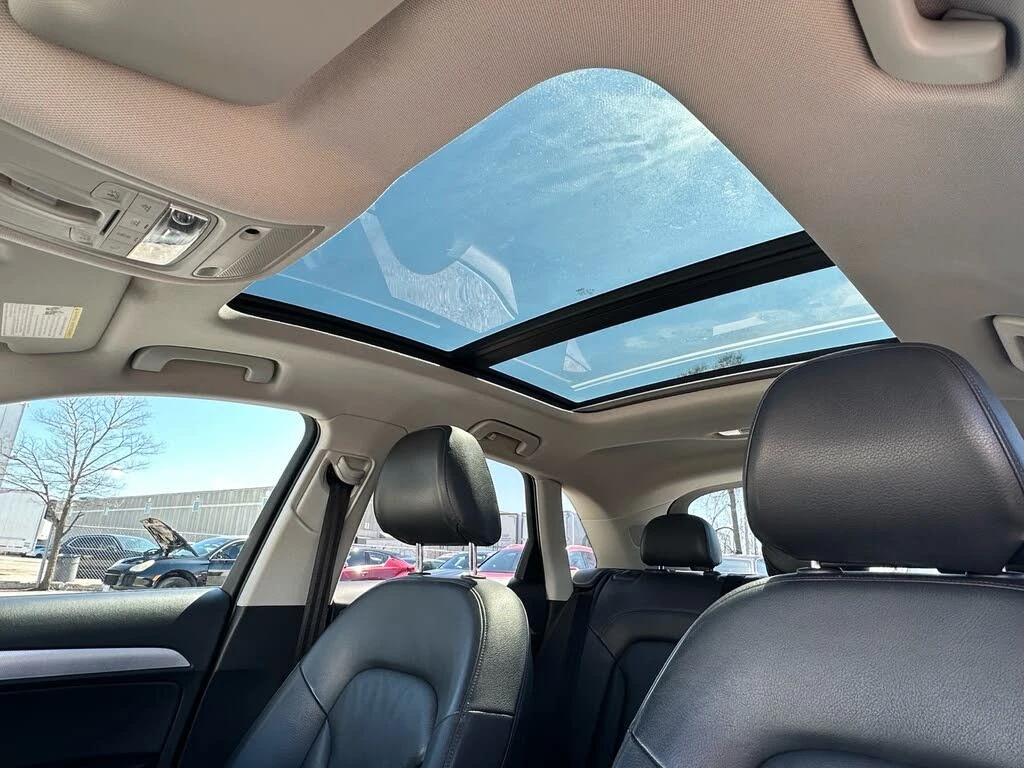 Audi Q3 uattro* Progressiv* АвтоКредит* (ЦЕНА ДО БГ), снимка 9 - Автомобили и джипове - 54215521