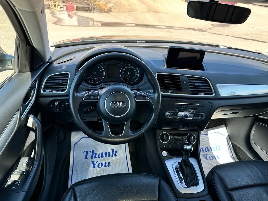 Audi Q3 uattro* Progressiv* АвтоКредит* (ЦЕНА ДО БГ), снимка 5 - Автомобили и джипове - 54215521