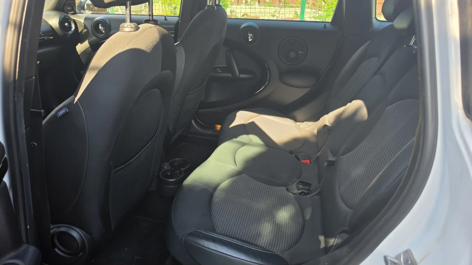 Mini Countryman 2.0SD 4x4, снимка 14 - Автомобили и джипове - 54544737