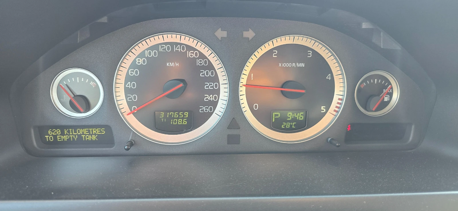 Volvo Xc90, снимка 2 - Автомобили и джипове - 55280839