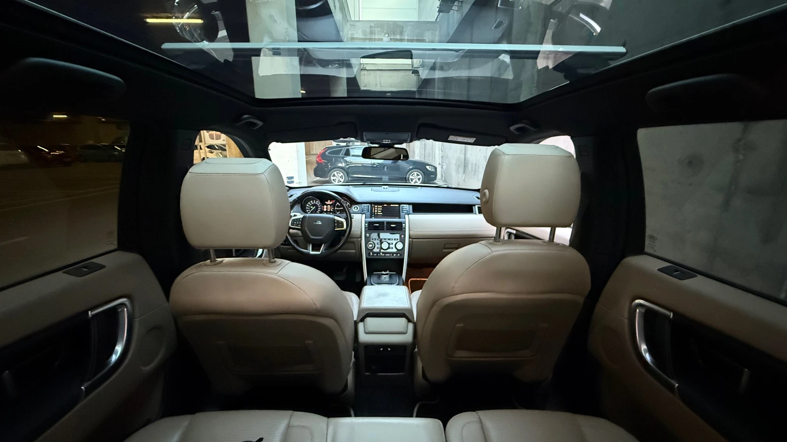 Land Rover Discovery Sport 2.0 Diesel Automatic 4x4, снимка 15 - Автомобили и джипове - 55302167