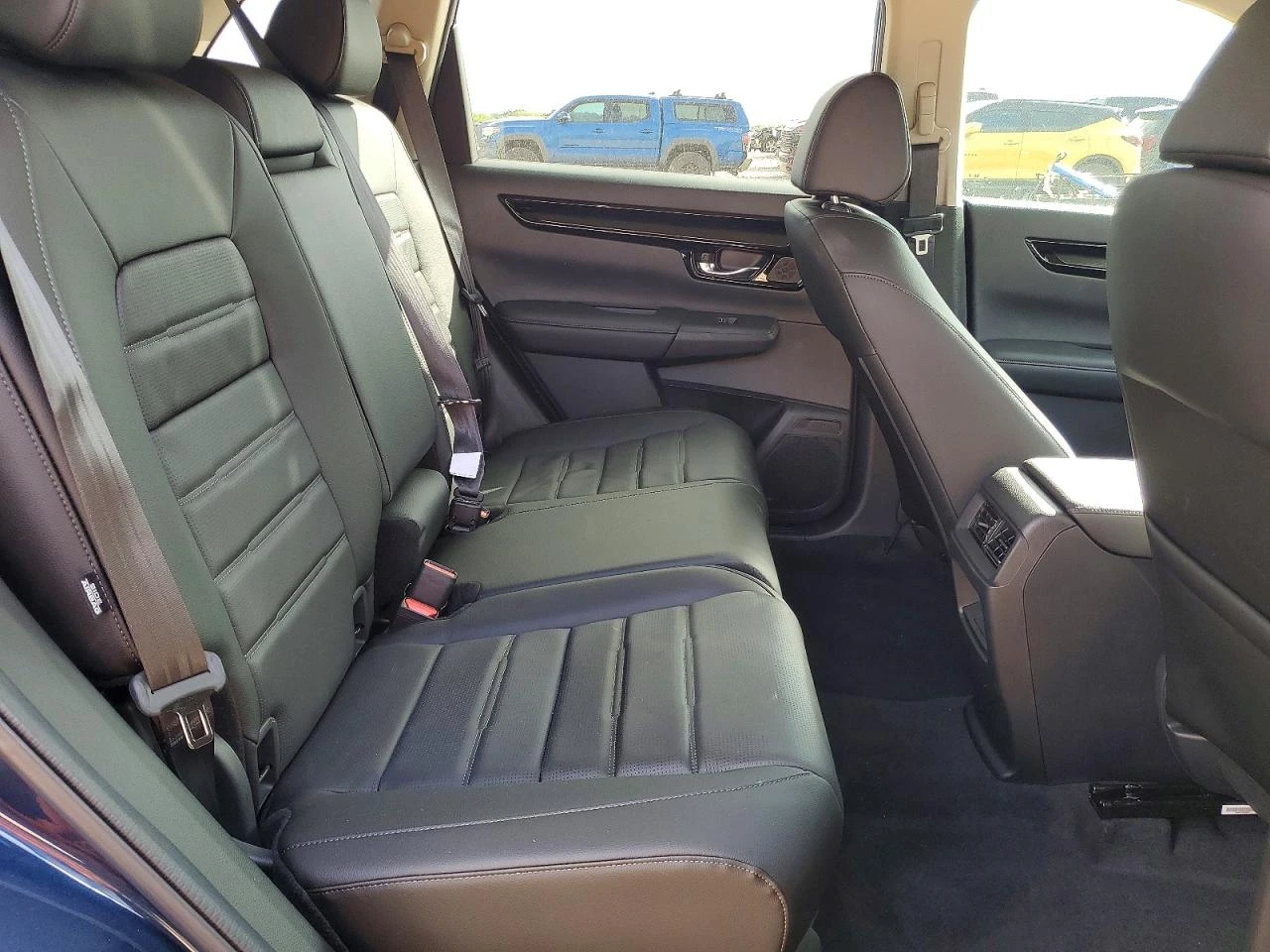 Honda Cr-v 1.5l Exl, снимка 11 - Автомобили и джипове - 55372573
