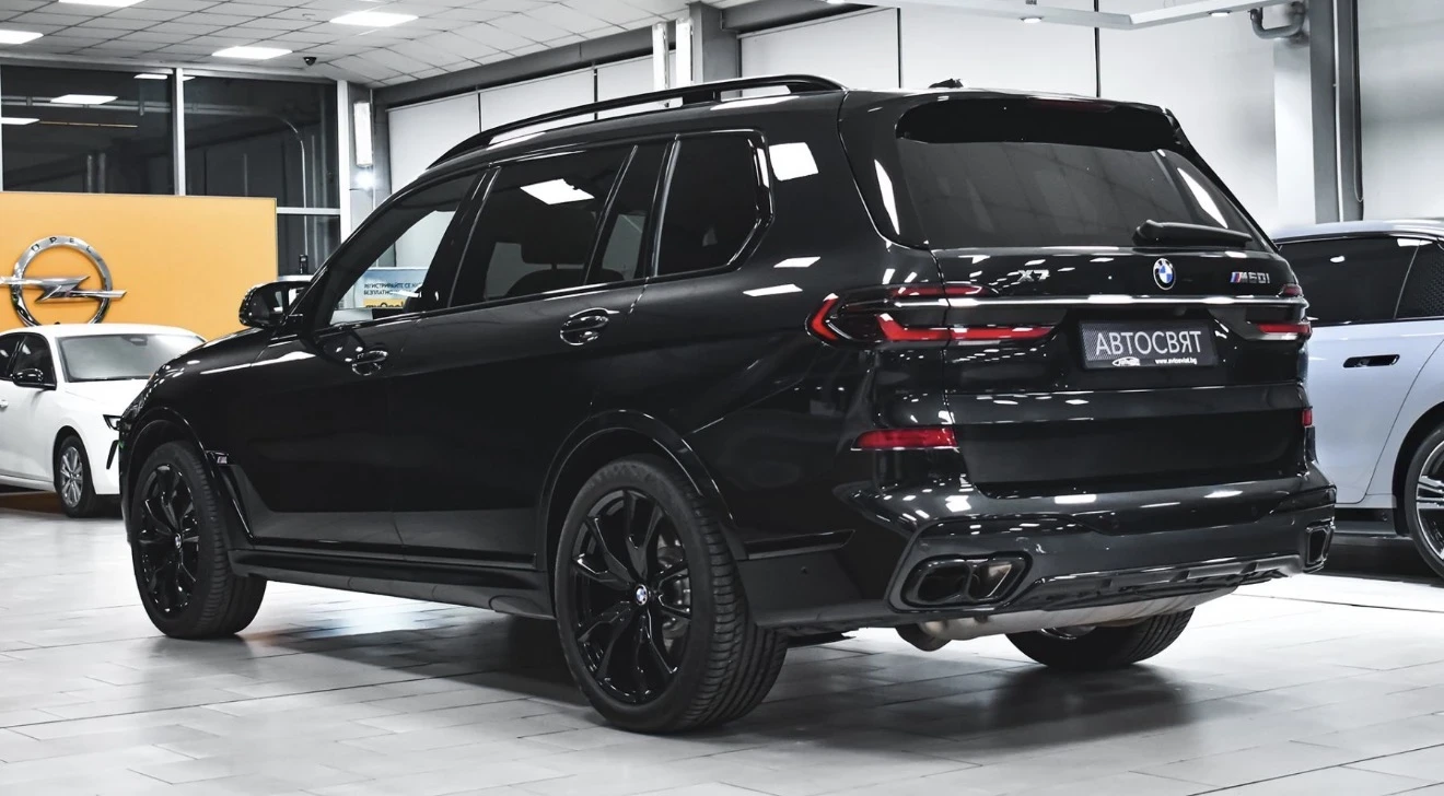 BMW X7  M60i, снимка 6 - Автомобили и джипове - 56463652