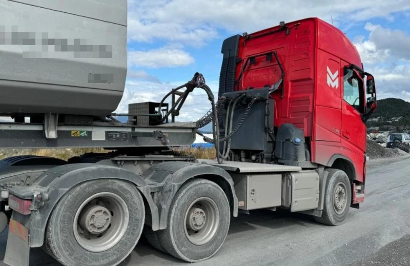 Volvo Fh 540 N 6x4, снимка 2 - Камиони - 48704131