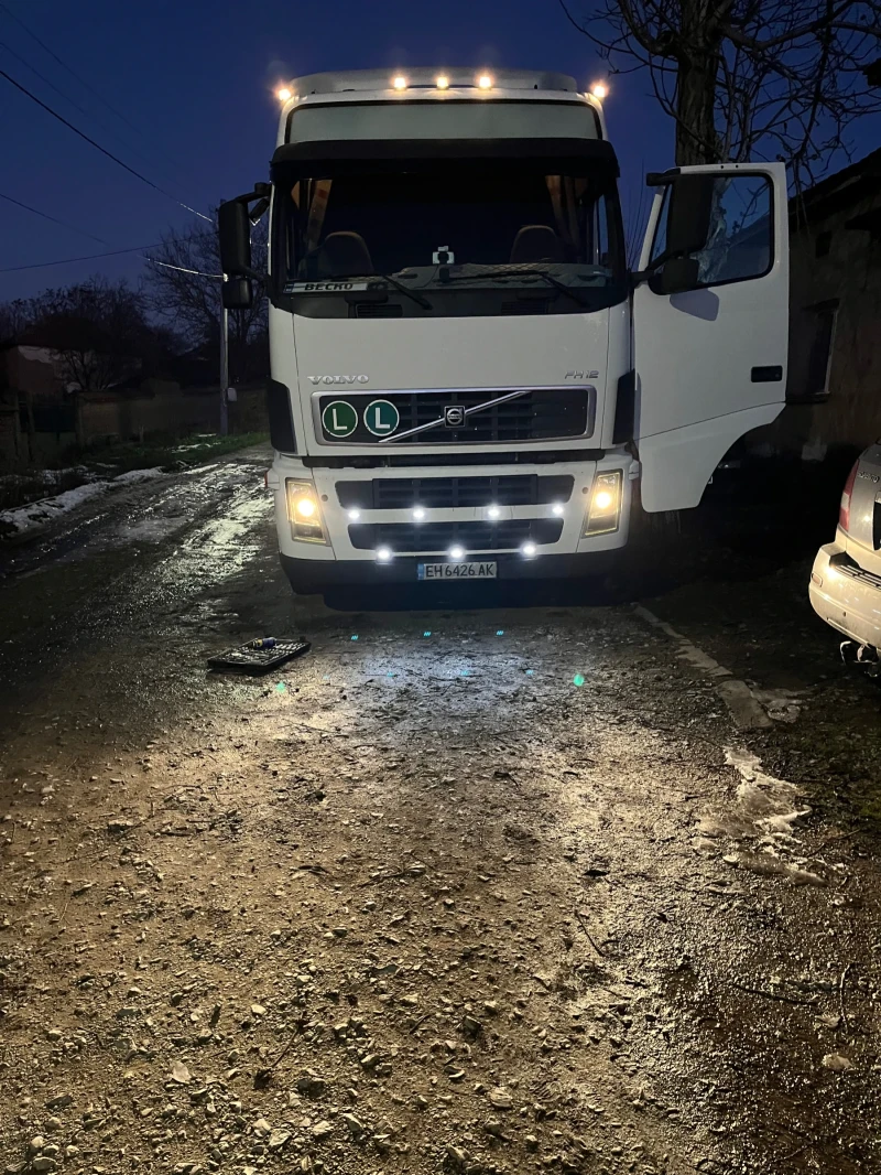 Volvo Fh 12, снимка 3 - Камиони - 53296895