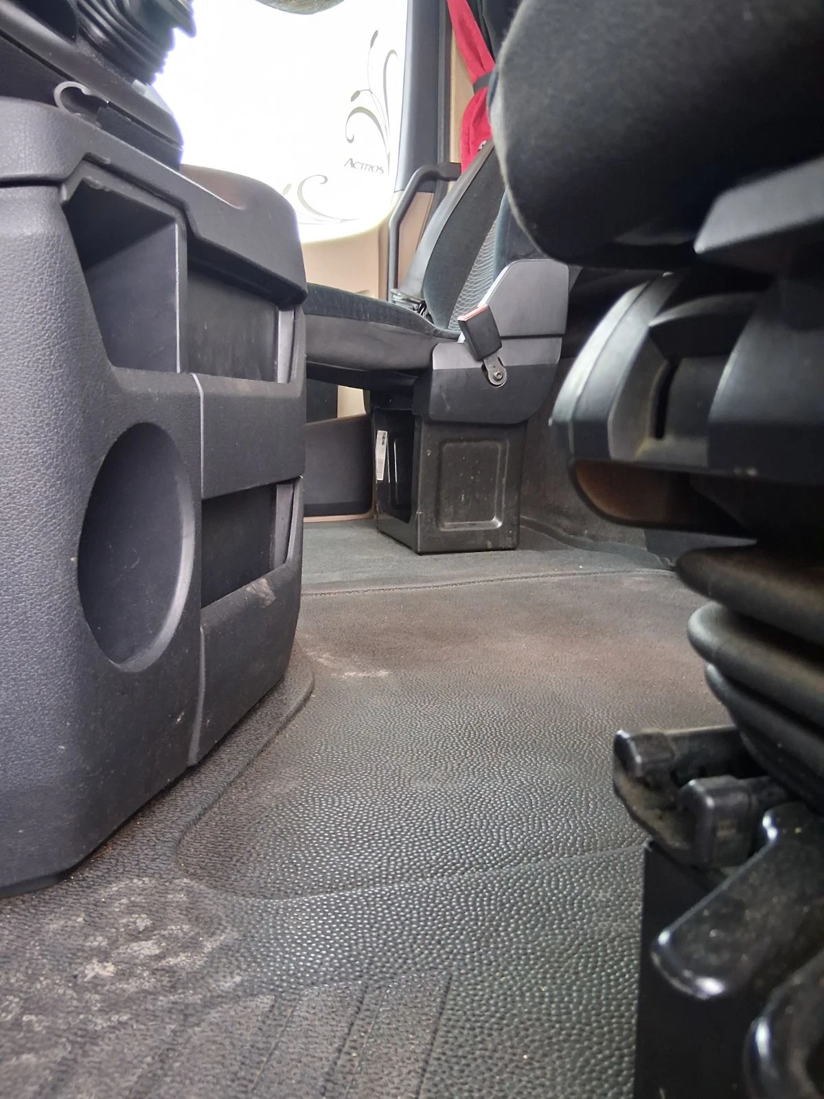 Mercedes-Benz Actros 2545 -  | Mobile.bg   12