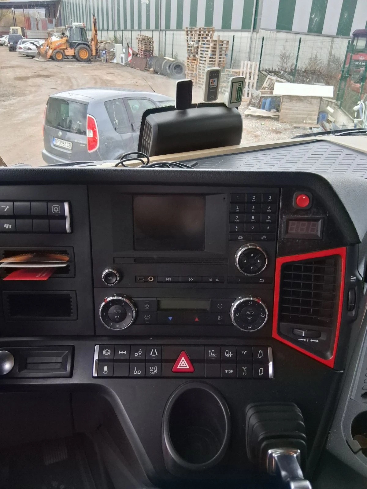 Mercedes-Benz Actros 2545 - хенгер - изображение 8