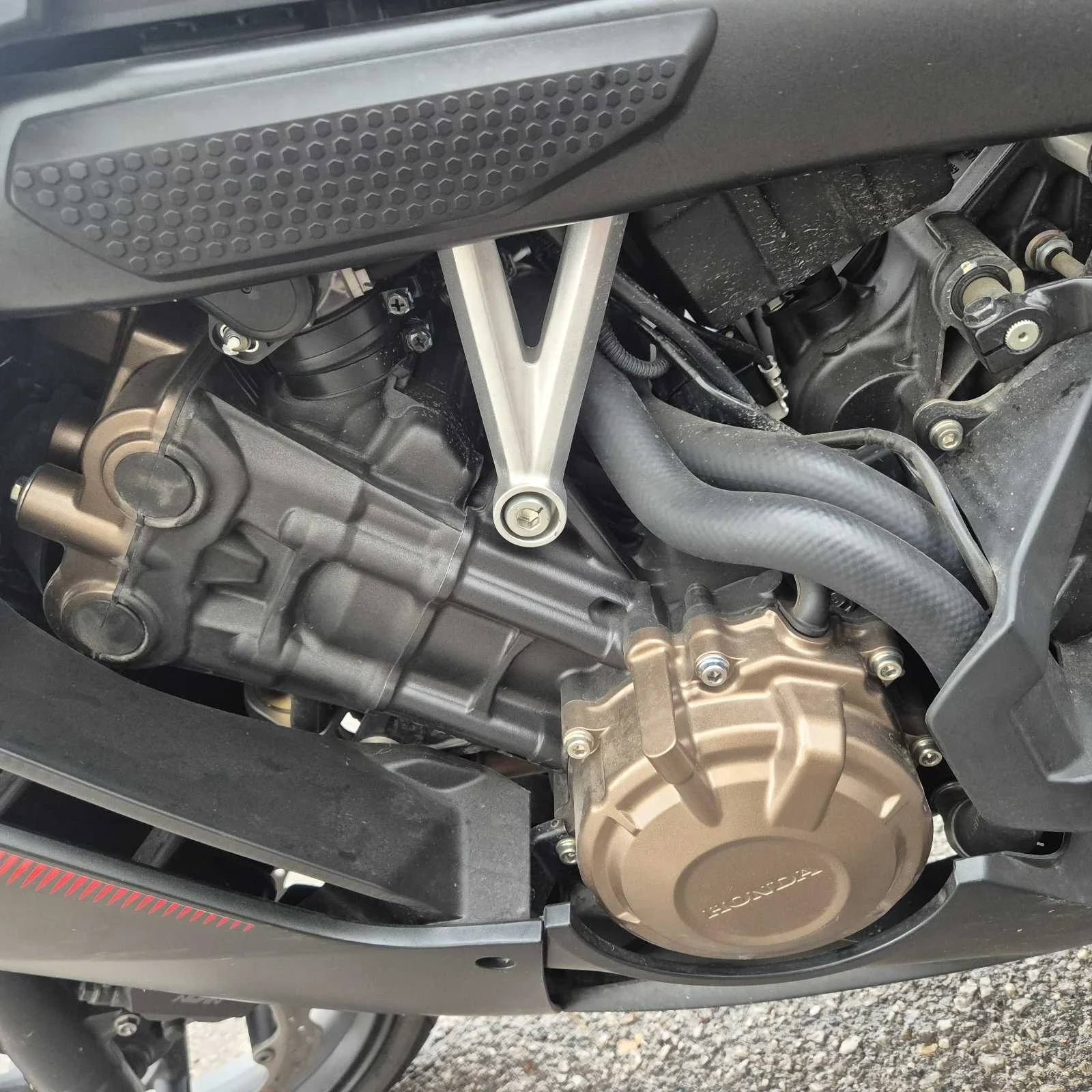 Honda Cbr CBR650F - изображение 7