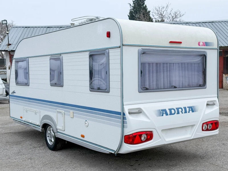 Каравана Adria Adora 472 LU+ ФОРСЕЛТ/МОТО МУВЪР/ПОДОВО ОТОПЛЕНИЕ, снимка 3 - Каравани и кемпери - 52861577
