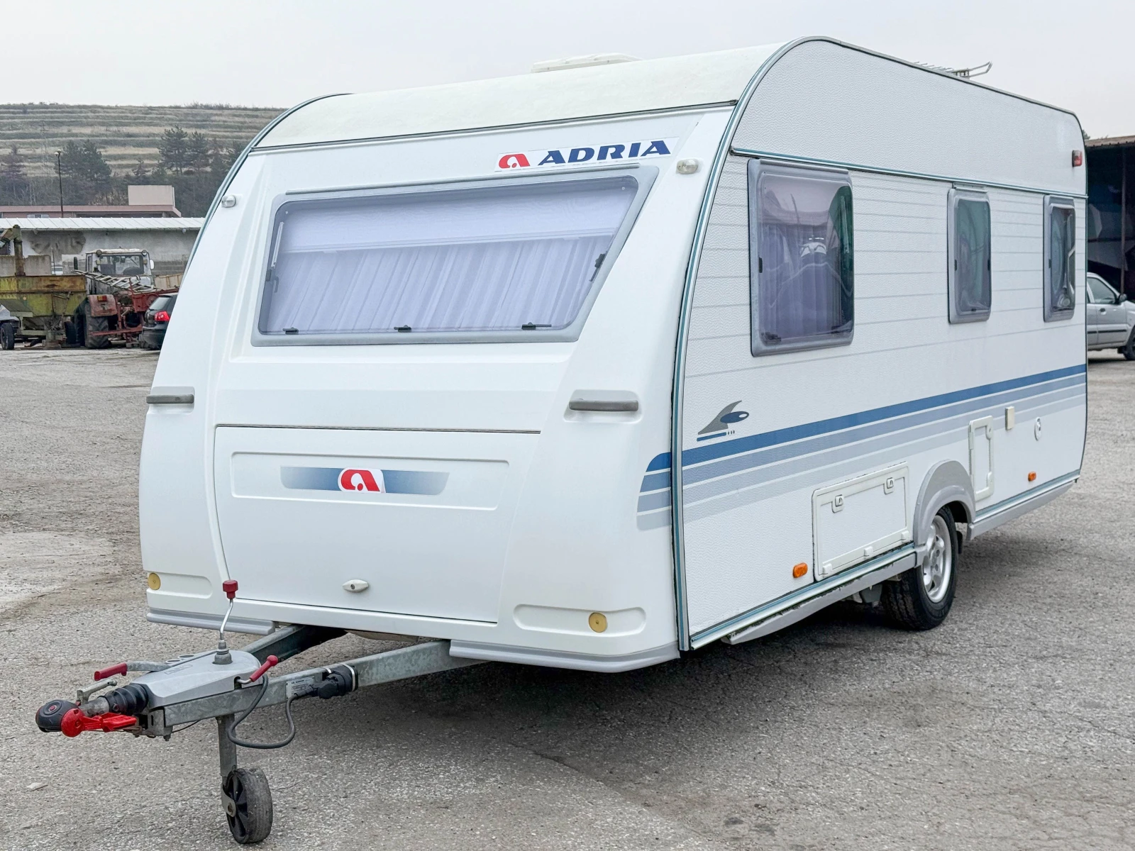 Каравана Adria Adora 472 LU+ ФОРСЕЛТ/МОТО МУВЪР/ПОДОВО ОТОПЛЕНИЕ - изображение 4