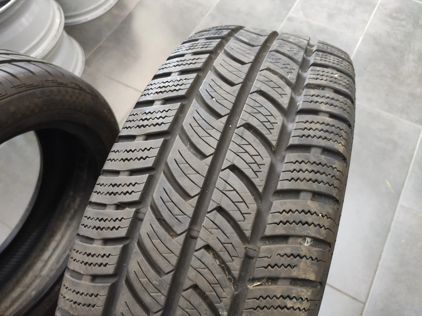  235/65R16 | Mobile.bg   1