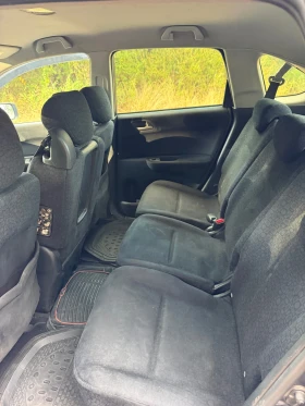 Honda Fr-v, снимка 9