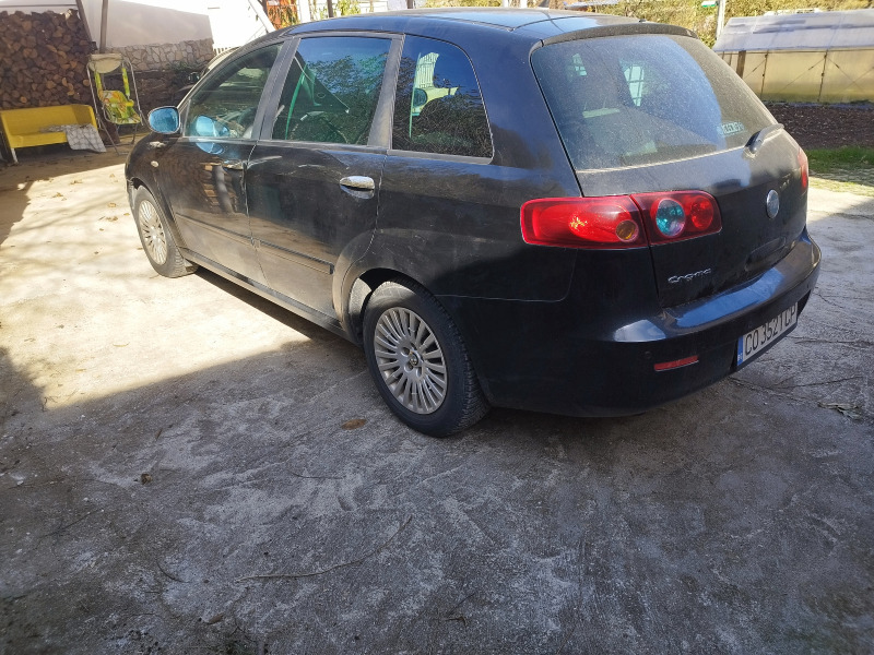 Fiat Croma 1.9, снимка 4 - Автомобили и джипове - 45696075