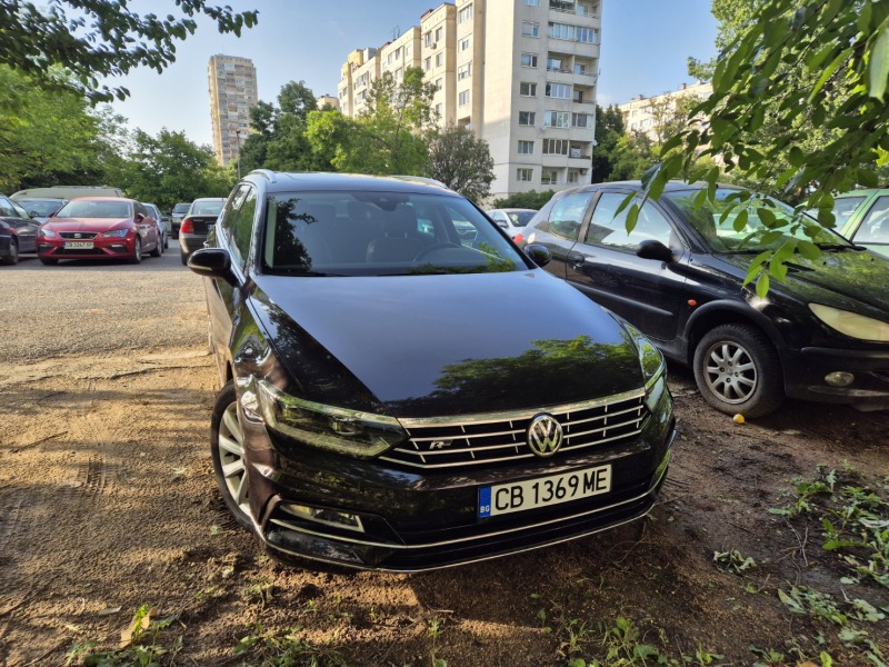 VW Passat 2.0TDI R-Line DSG &#34;PANO&#34; 2019, снимка 3 - Автомобили и джипове - 45790349