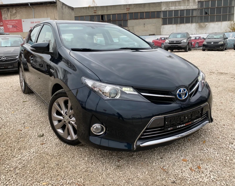 Toyota Auris 1.8 Hybrid/Kamera/Navi/Avtomat/165377 km!, снимка 3 - Автомобили и джипове - 47867735