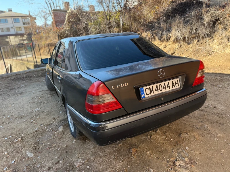 Mercedes-Benz C 200, снимка 4 - Автомобили и джипове - 48090725