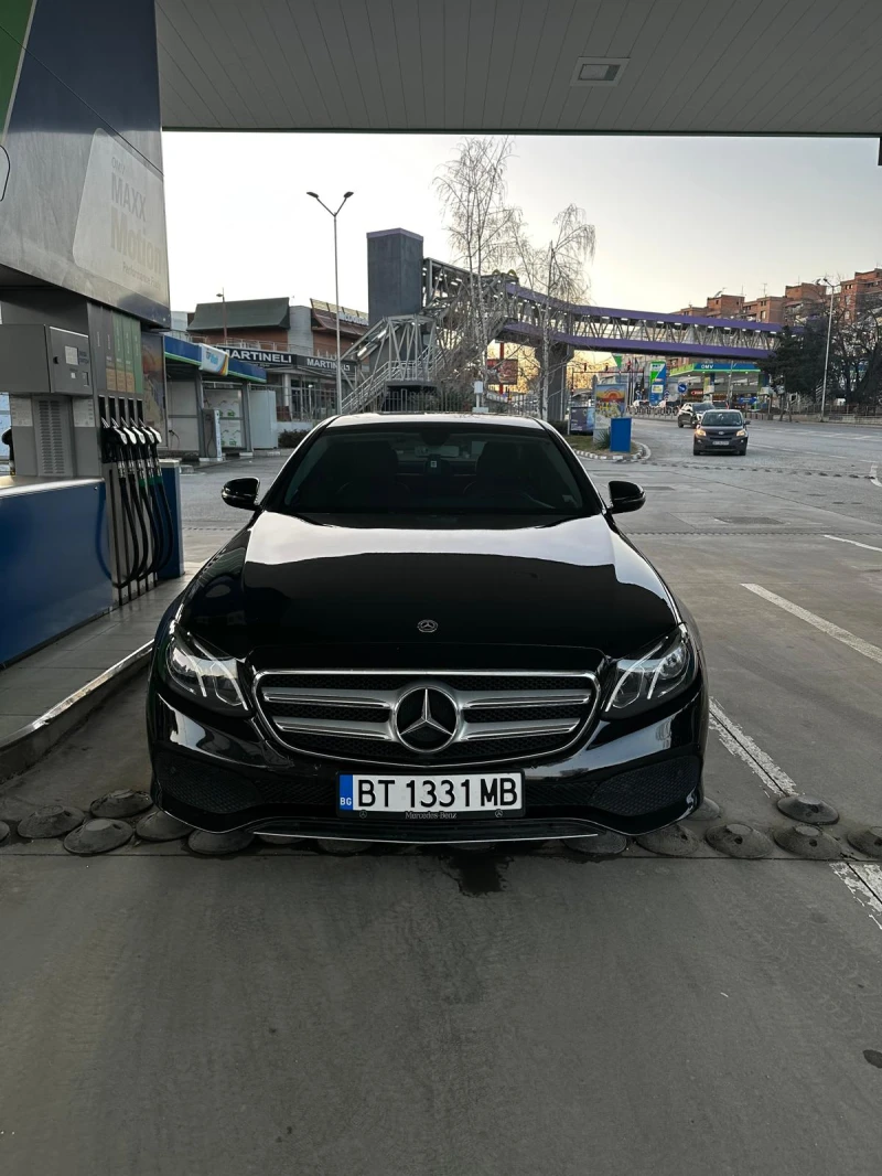 Mercedes-Benz E 220 9G-Tronic, снимка 7 - Автомобили и джипове - 48900561