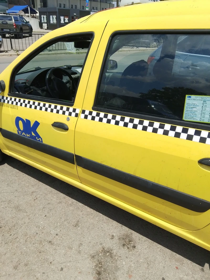 Dacia Logan 1600 , снимка 2 - Автомобили и джипове - 51947813