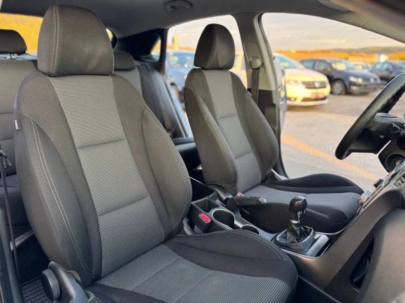 Hyundai I30 1.4CRDi -10%, снимка 14 - Автомобили и джипове - 52001580