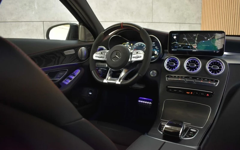 Mercedes-Benz C 43 AMG 4Matic, снимка 4 - Автомобили и джипове - 52474655