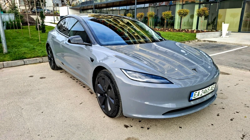 Tesla Model 3 LFP