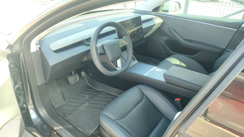 Tesla Model 3 LFP, снимка 13 - Автомобили и джипове - 52860673