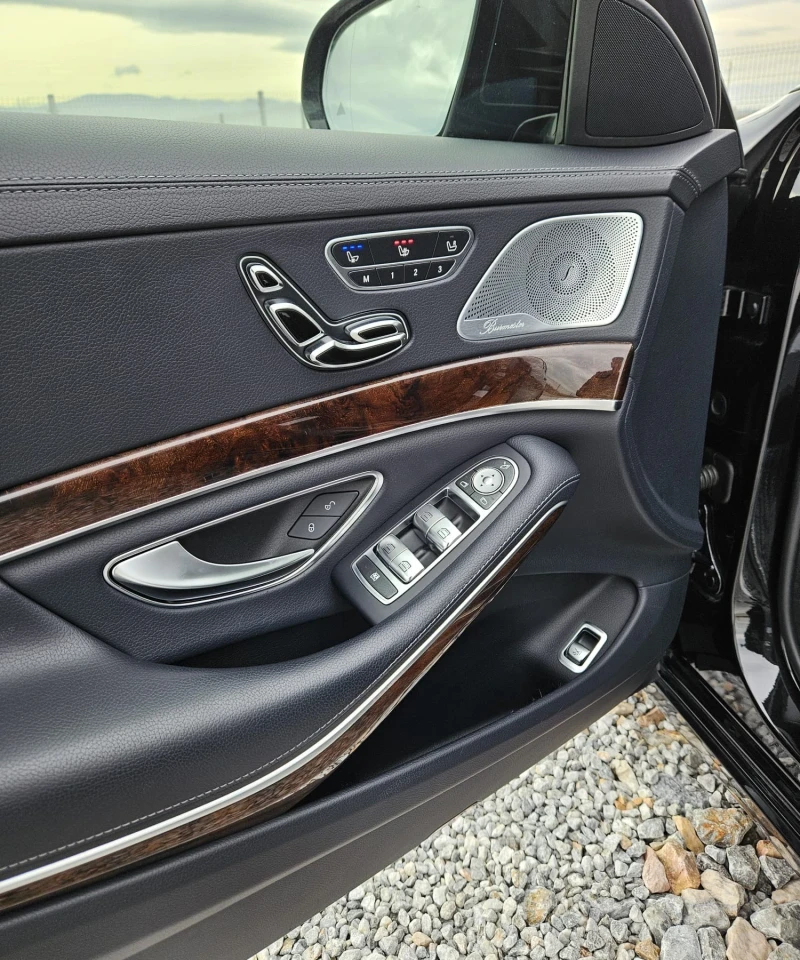 Mercedes-Benz S 560, снимка 12 - Автомобили и джипове - 52867452