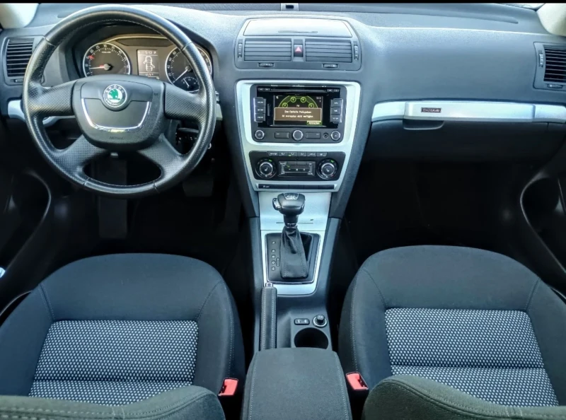 Skoda Octavia SCOUT * 4X4 * АВТОМАТ DSG-6 * 180000km * УНИКАТ * , снимка 9 - Автомобили и джипове - 53090820