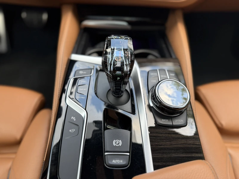 BMW 540 xDrive M-Pack SoftClose, снимка 14 - Автомобили и джипове - 53391643